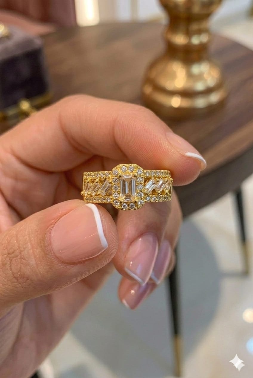 Classic Regal Square Ring (Gold)