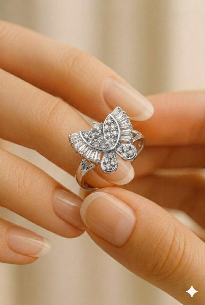 Floral Sparkle Statement Ring (Silver)