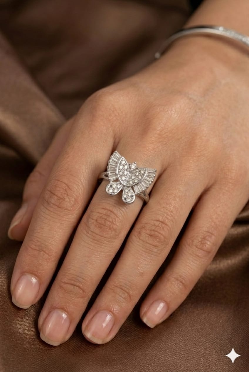 Floral Sparkle Statement Ring (Silver)
