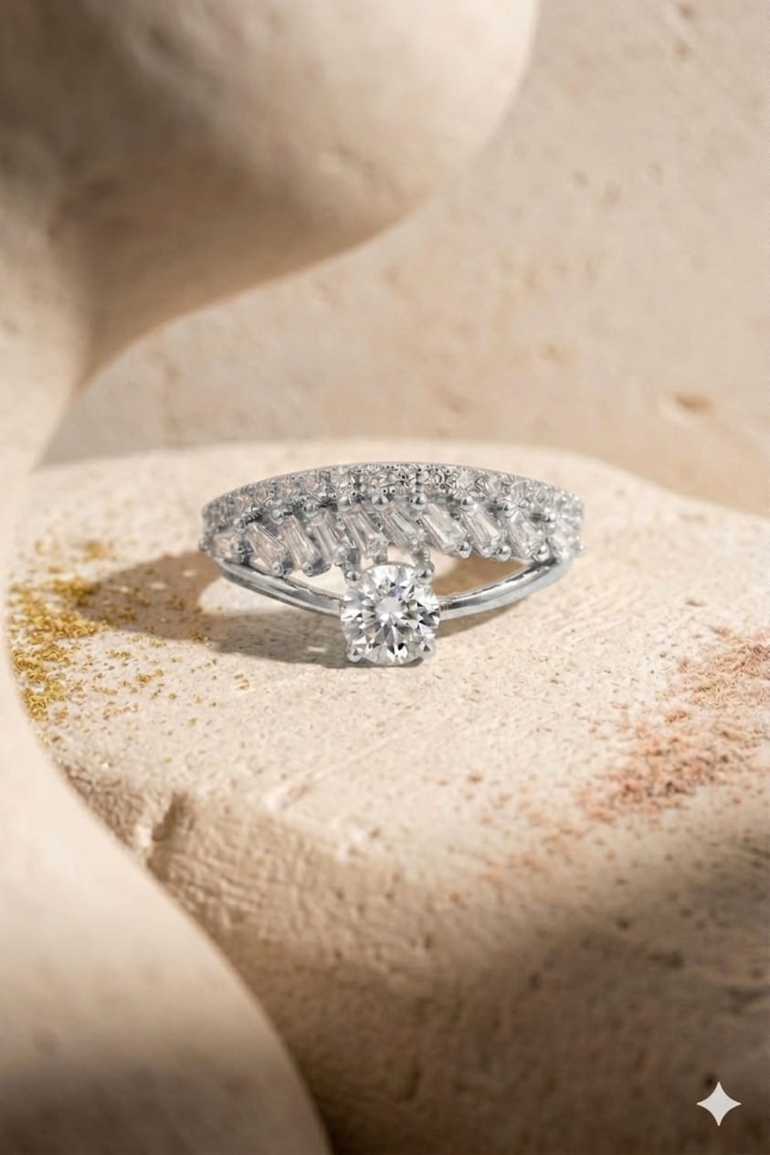 Elegant Crown Baguette Diamond Ring (Silver)
