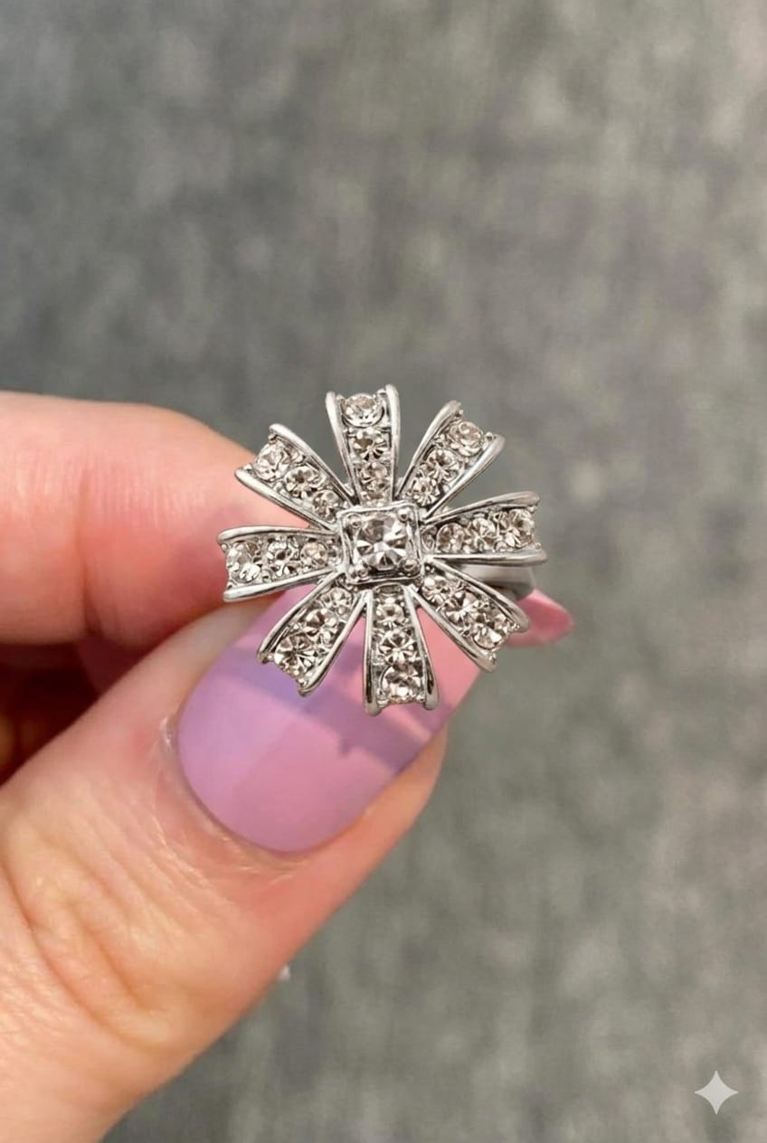 Vintage Starburst Statement Ring (Silver)