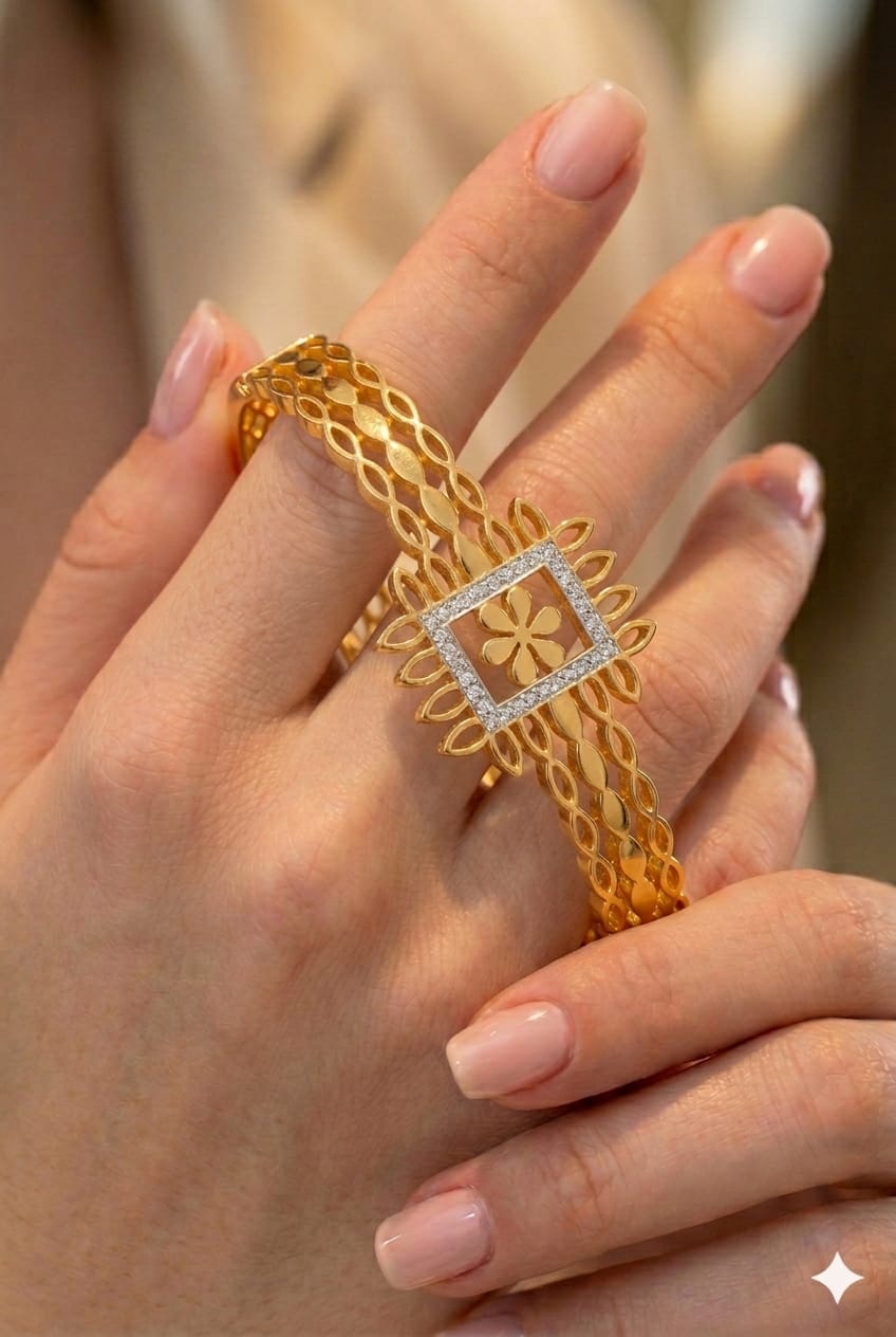 Floral Geometric Statement Bracelet (Gold)