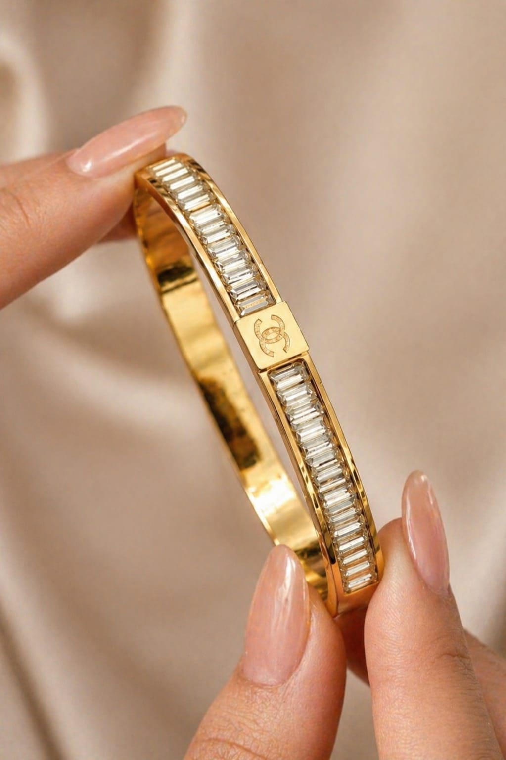 Luxe Baguette Crystal Bracelet (Gold)