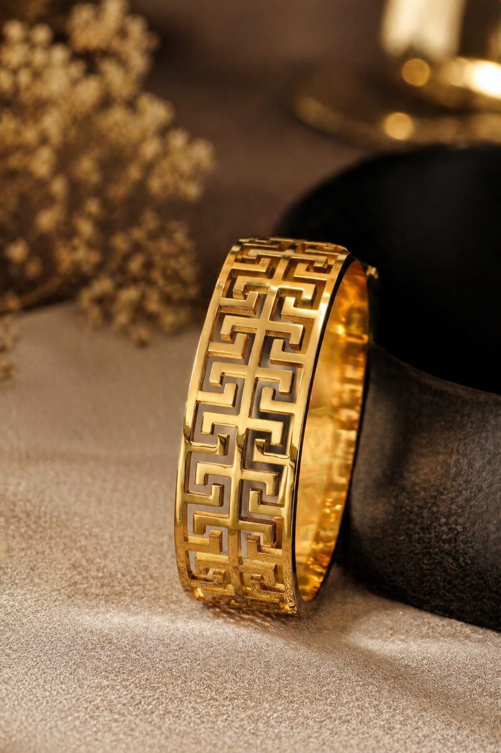 Geometric Pattern Statement Cuff (Gold)